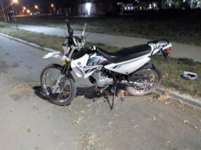 Motocicleta_en_la_que_circulaban_las_dos_víctimas_fatales_