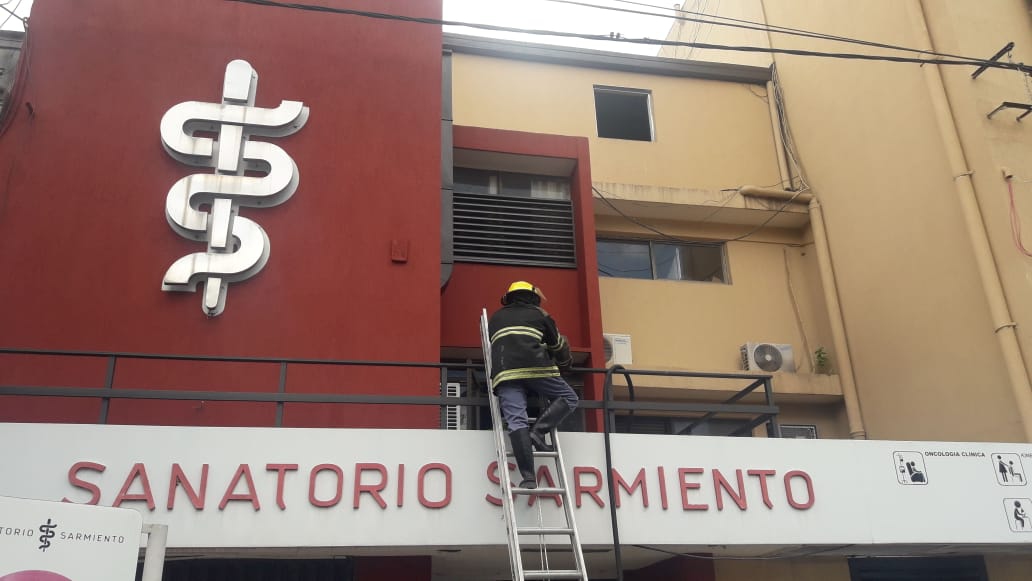 Sanatorio_Sarmiento_se_prendió_fuego_un_consultorio