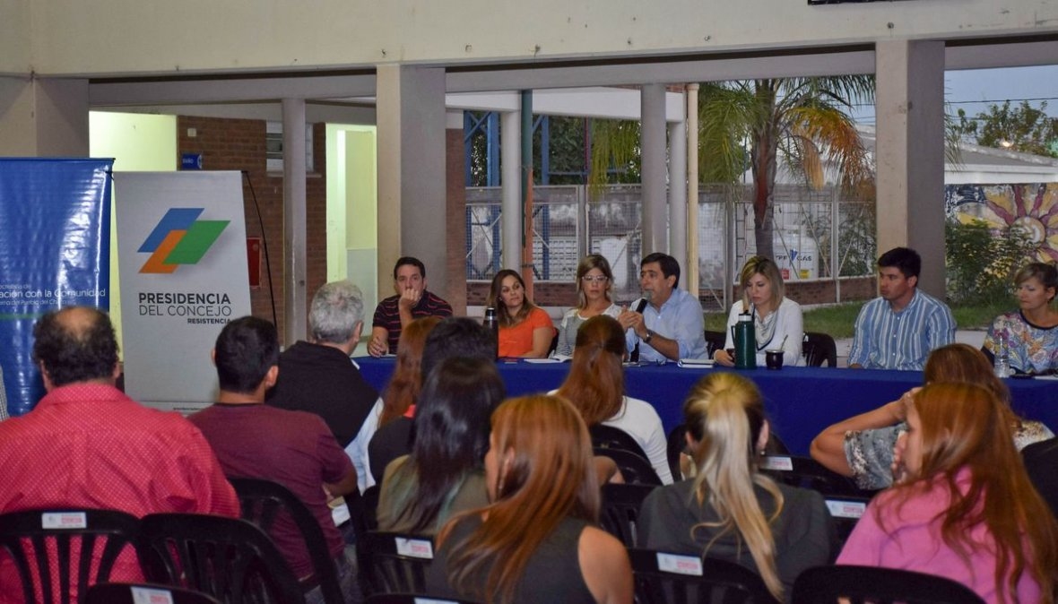 El_titular_del_Concejo_Municipal_se_reunió_con_representantes_de_13_comisiones_vecinales.