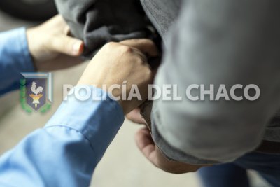 Intenso_accionar_de_policías_de_la_comisaría_Quinta