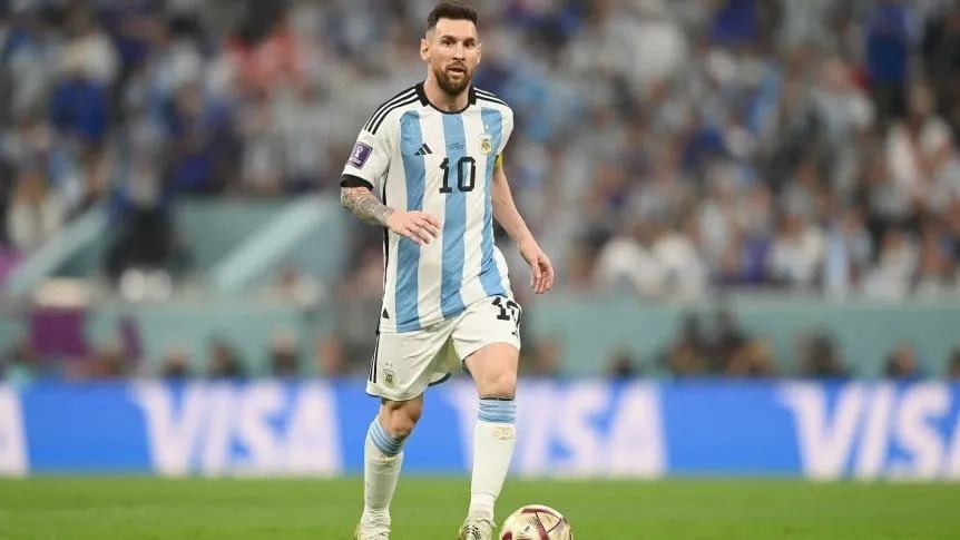 La_Selección_Argentina_jugará_con_la_camiseta_titular_la_final_del_Mundial_contra_Francia