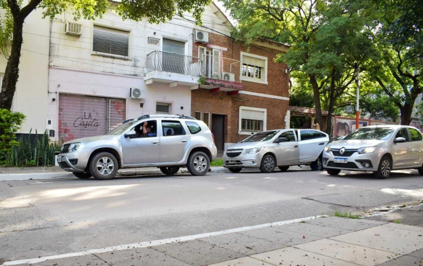 circulación_vehicular_por_la_calle_Corrientes