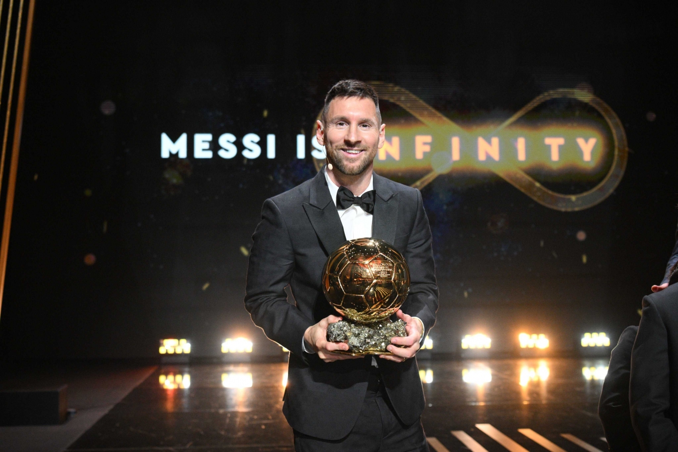 Lionel_Messi_ganó_su_octavo_Balón_de_Oro
