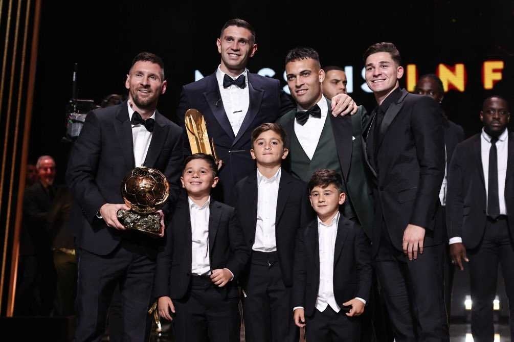 Lionel_Messi_ganó_su_octavo_Balón_de_Oro