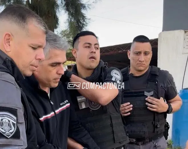 El exfuncionario quedando baja la custodia del Servicio Penitenciario Provincial. Pasará su primera noche en la cárcel.