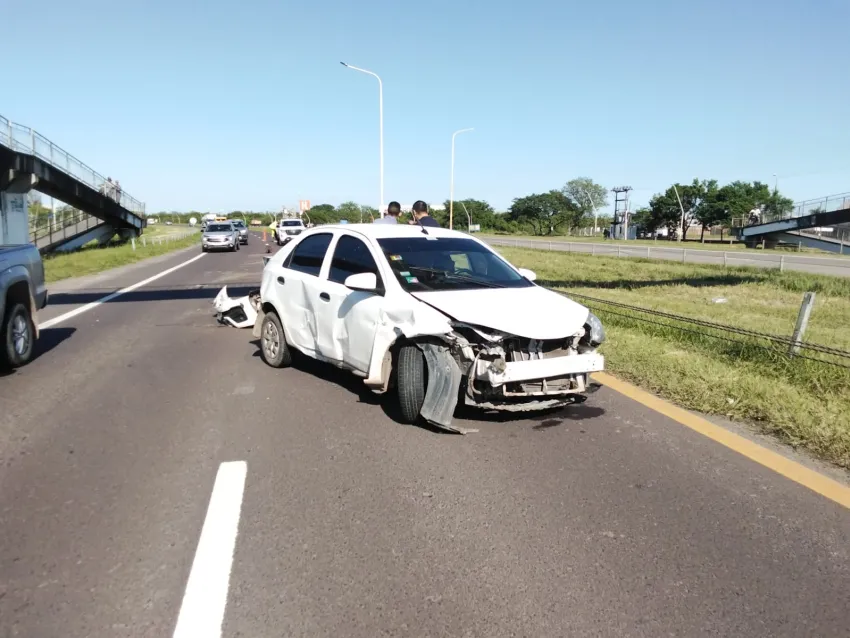 Se descompensó y chocó contra el guardarraíl