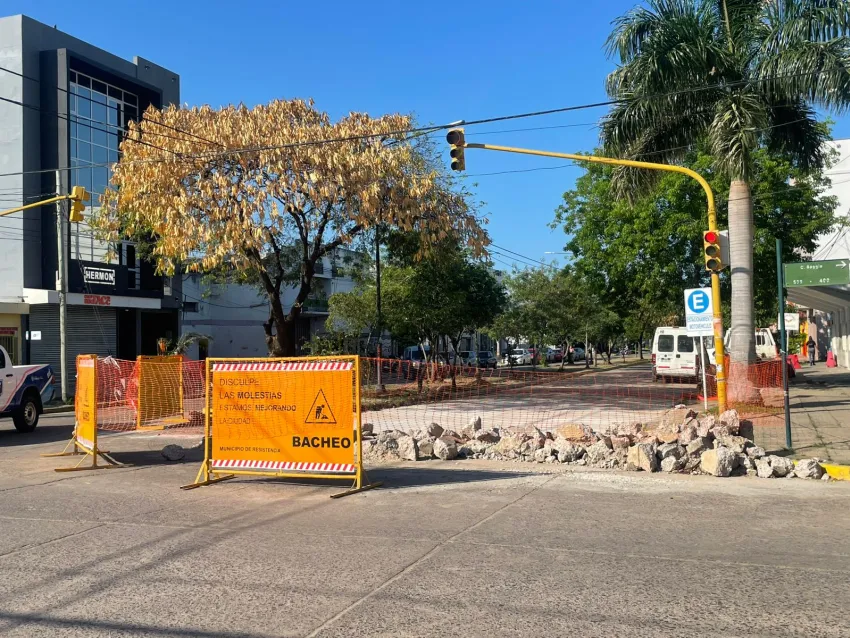 Cambia el recorrido de la Línea 5 por el bacheo en avenida San Martín