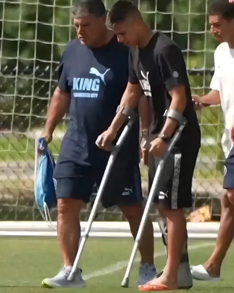 echeverri en muletas 