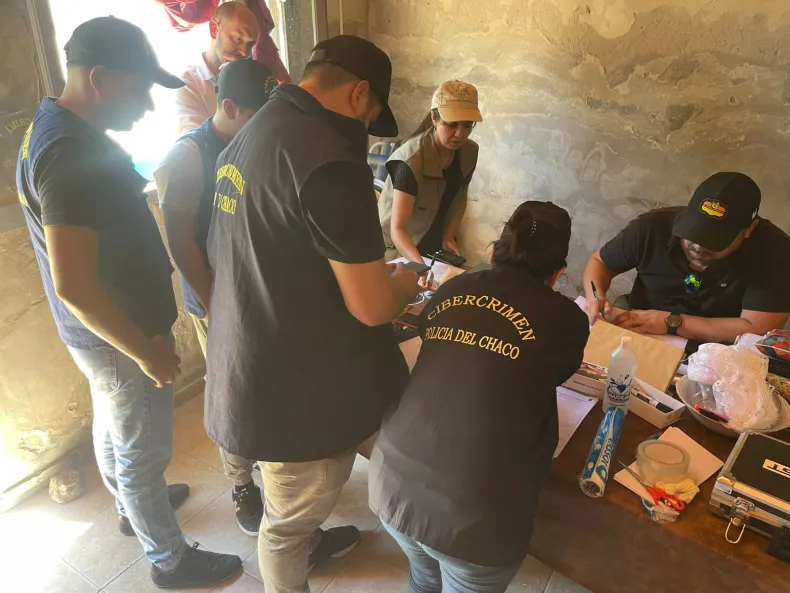 Detienen a un educador por distribución de videos de abuso sexual  1