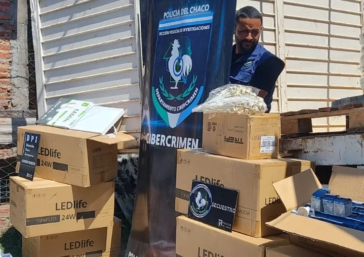 Parte de la mercadería secuestrada. 