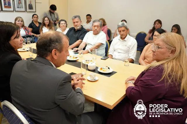 La Presidente del Poder Legislativo recibió a la FEPUCH