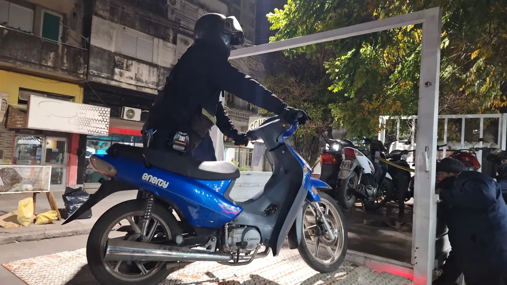 26 MOTOS