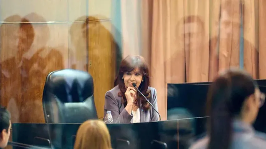 Cristina Kirchner pidió marchar por el financiamiento universitario