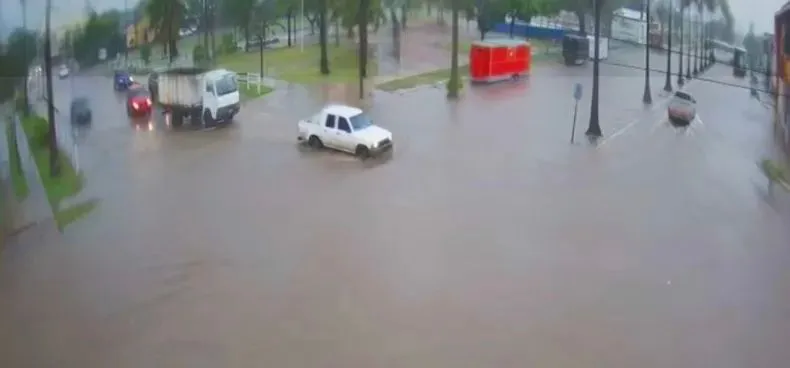 lluvia en Saenz Peña